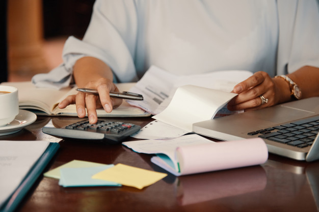 Descubra como reduzir a carga tributária de uma empresa.