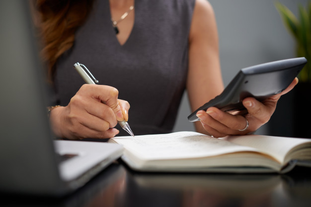 Despesas que a sua empresa pode reduzir já no início do ano